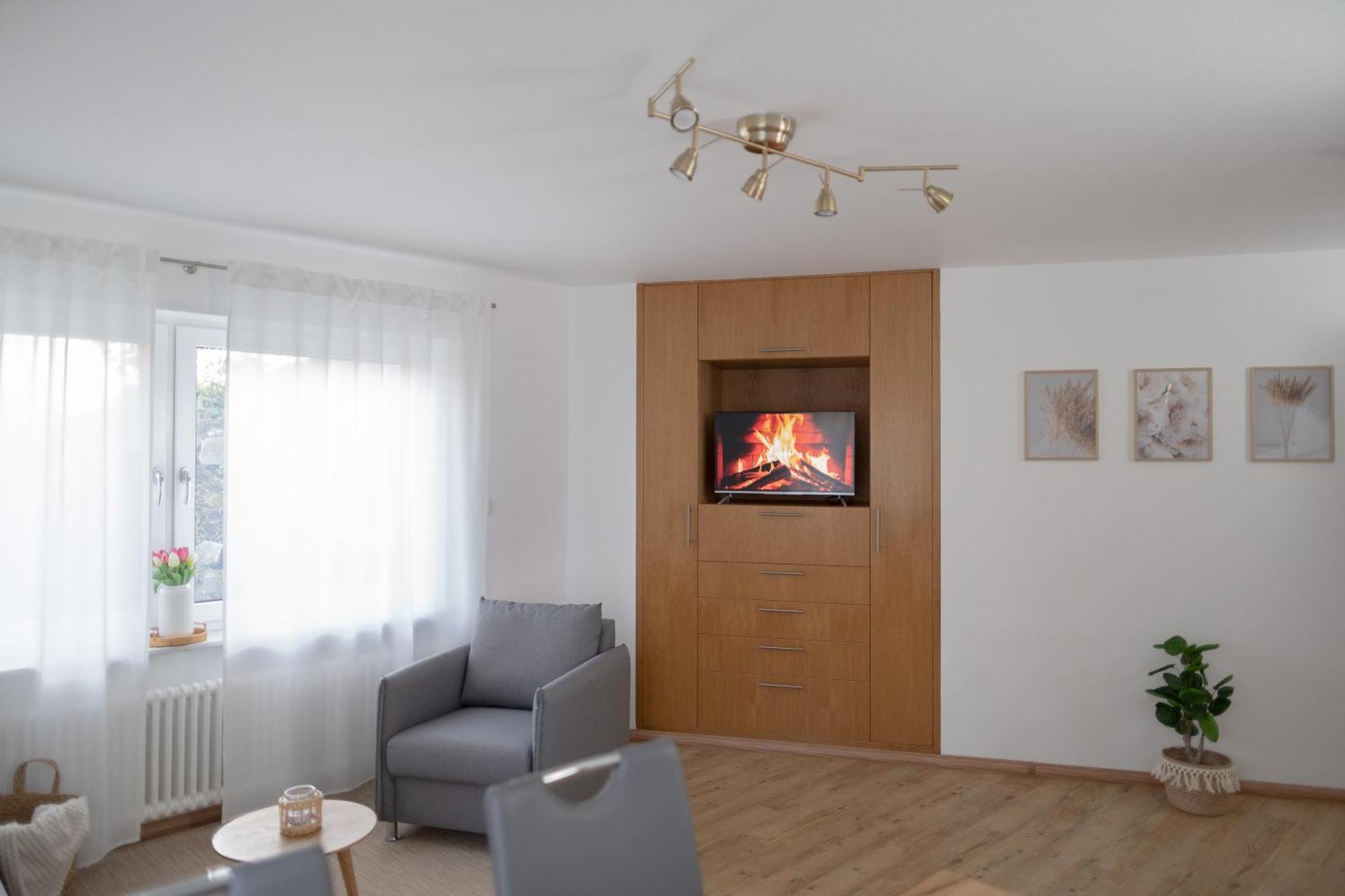 Ferienwohnung Rheinauen Гермерсхайм Екстериор снимка